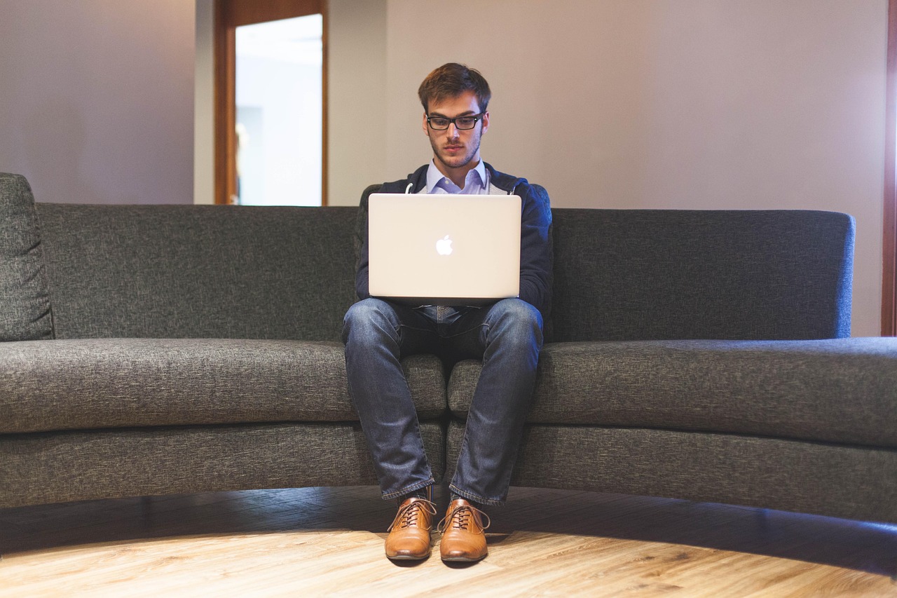 Best Business Invoice Examples For 2026: Complete Guide for Freelancers and Small Businesses