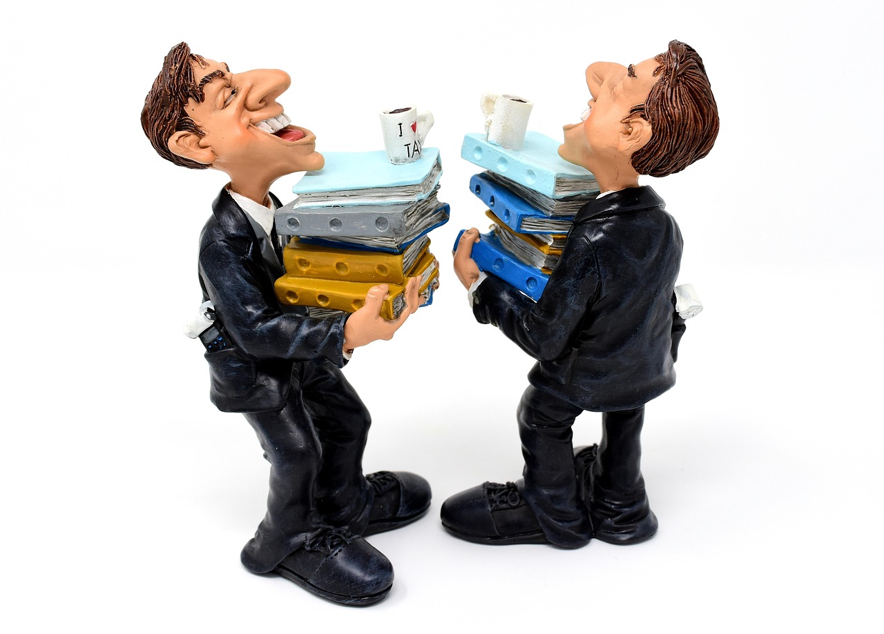 How to What Is The Difference Between An Invoice And A Bill in 2026 (Free Template + Tips)